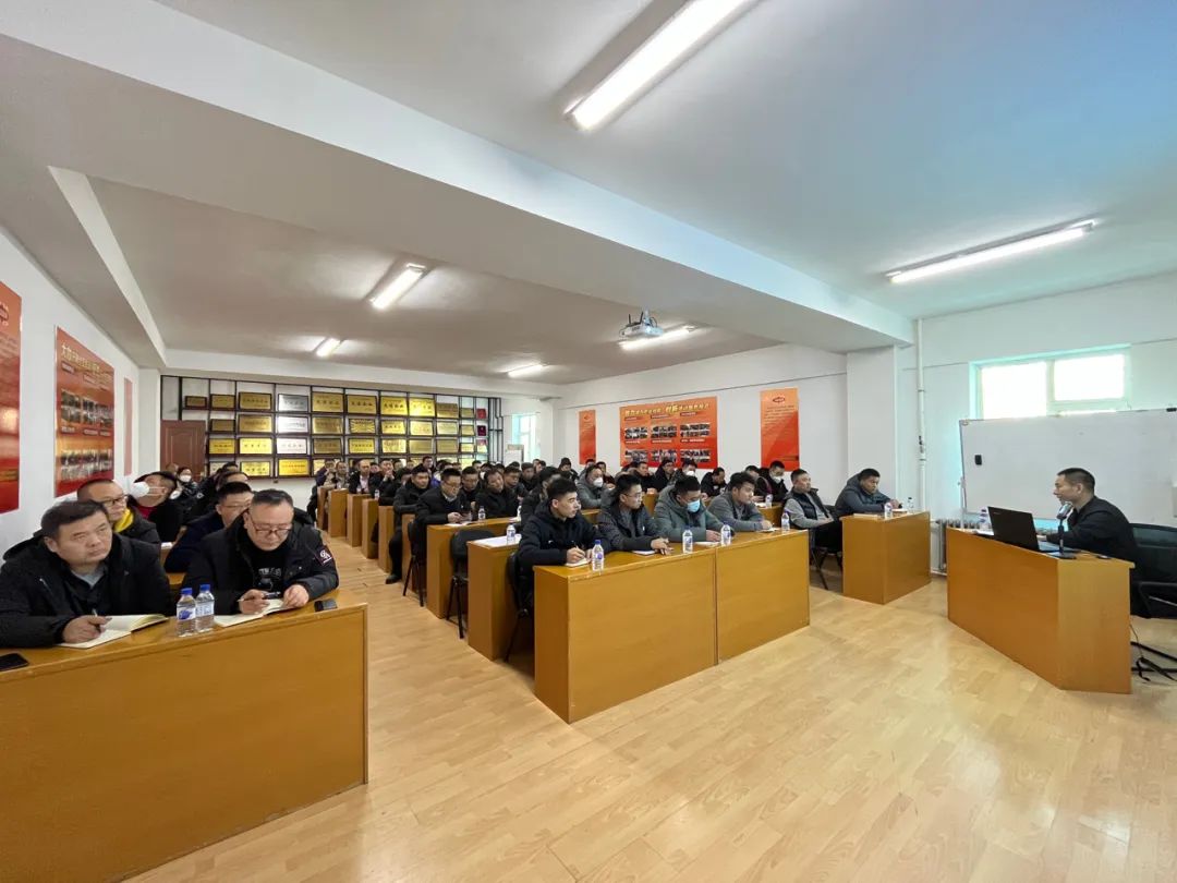 長春市政集團公司召開安全生產教育培訓會議
