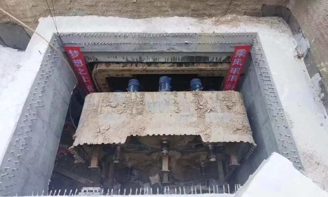 長春市十一高人行過街地道順利貫通